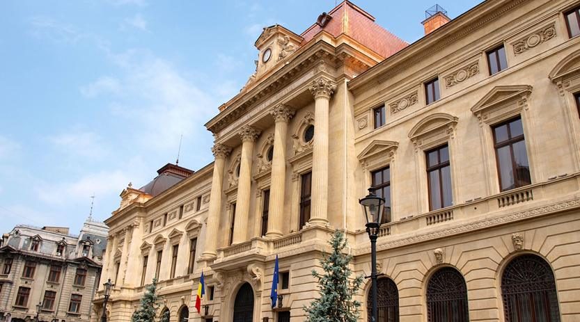 RV tour Romania for individuals - Banfy palace